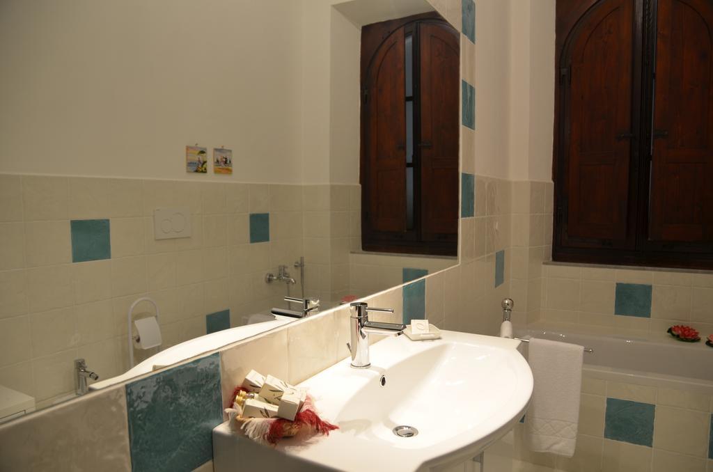 Donnaberarda Apartment Cortona Ruang foto