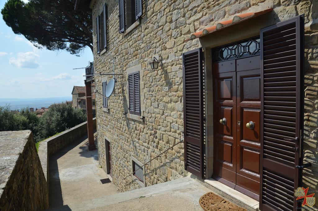 Donnaberarda Apartment Cortona Bagian luar foto