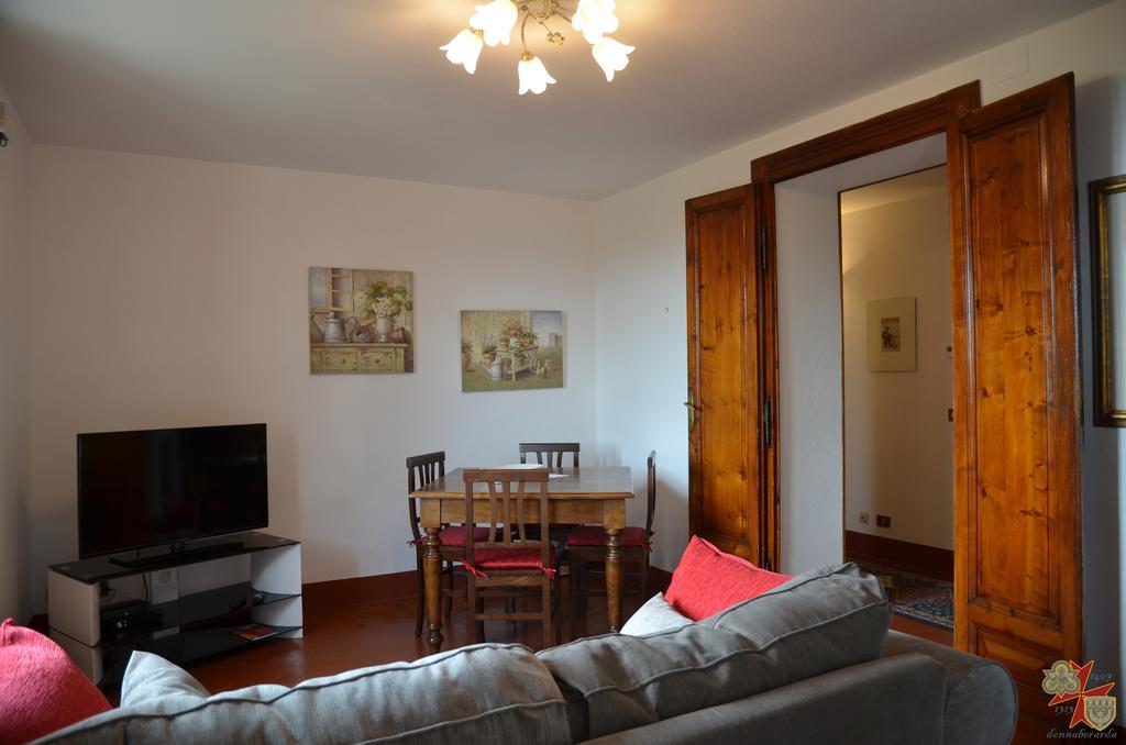 Donnaberarda Apartment Cortona Ruang foto