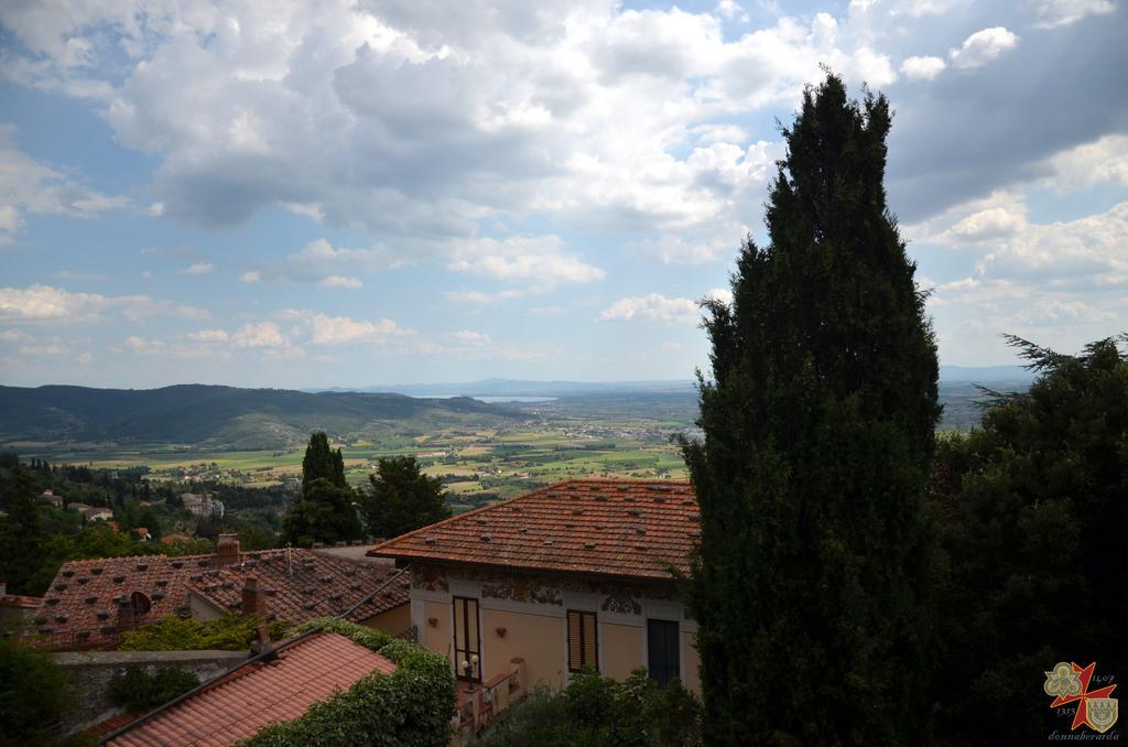 Donnaberarda Apartment Cortona Ruang foto