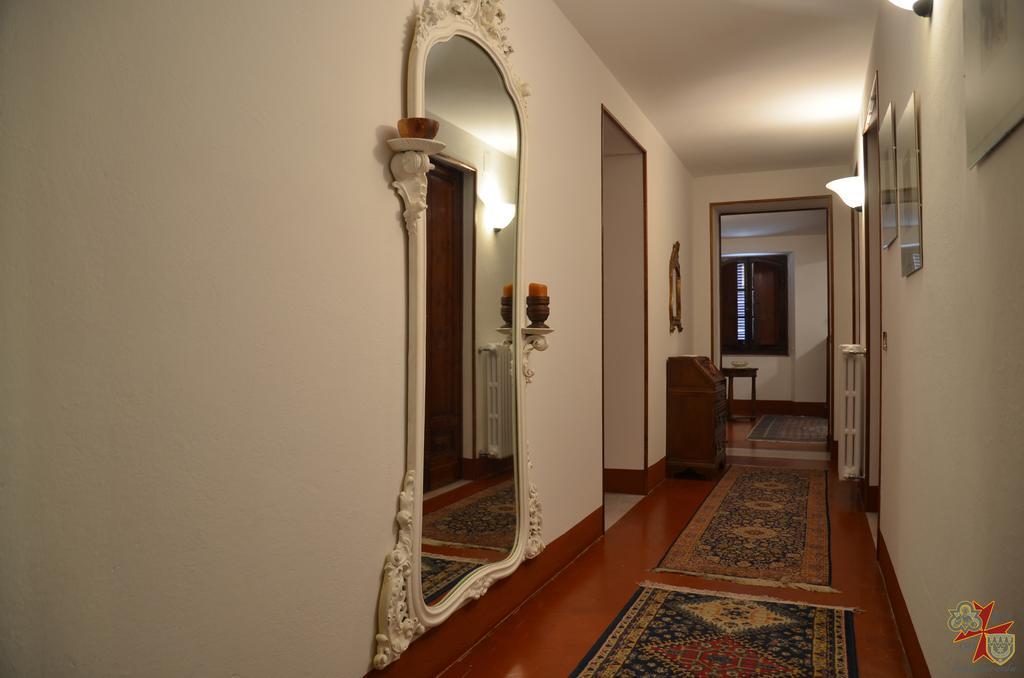 Donnaberarda Apartment Cortona Ruang foto